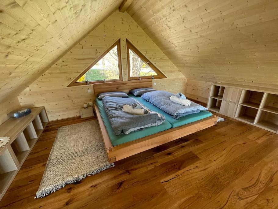 Zweistoeckiges Natur-Holzhaus Mit Berg- & Seesicht Horgenzell Bagian luar foto