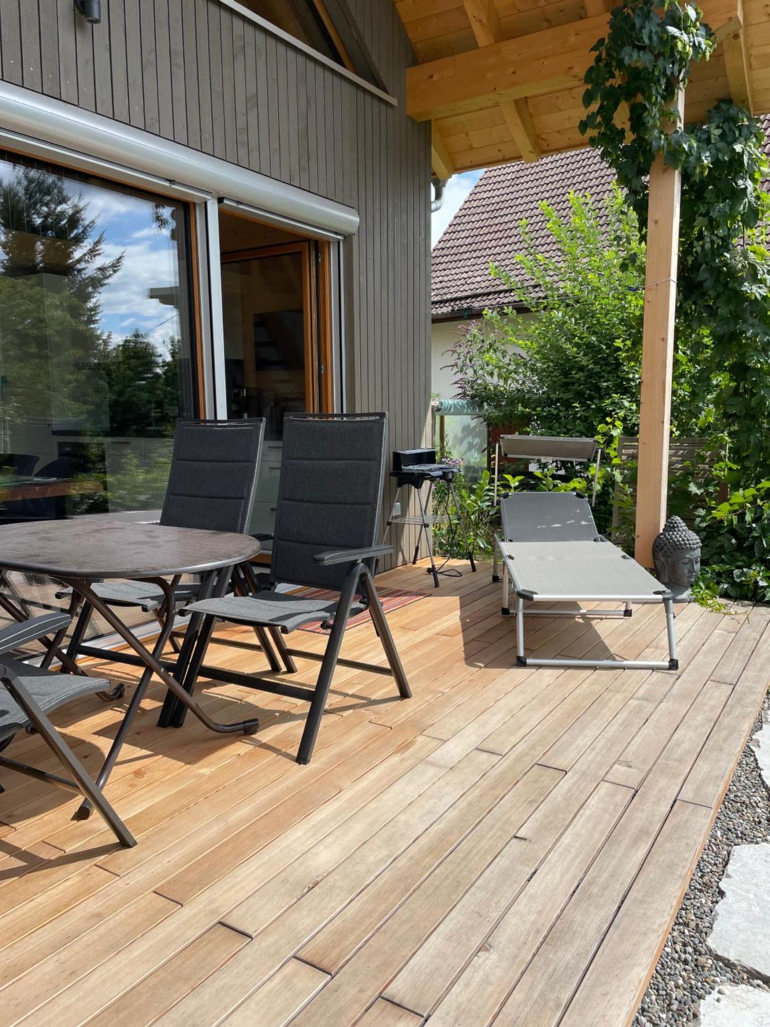 Zweistoeckiges Natur-Holzhaus Mit Berg- & Seesicht Horgenzell Bagian luar foto